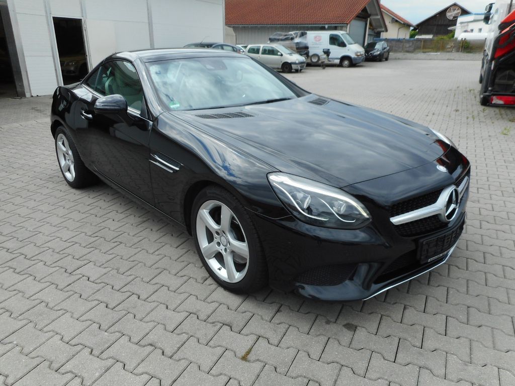 Mercedes-Benz SLC 250