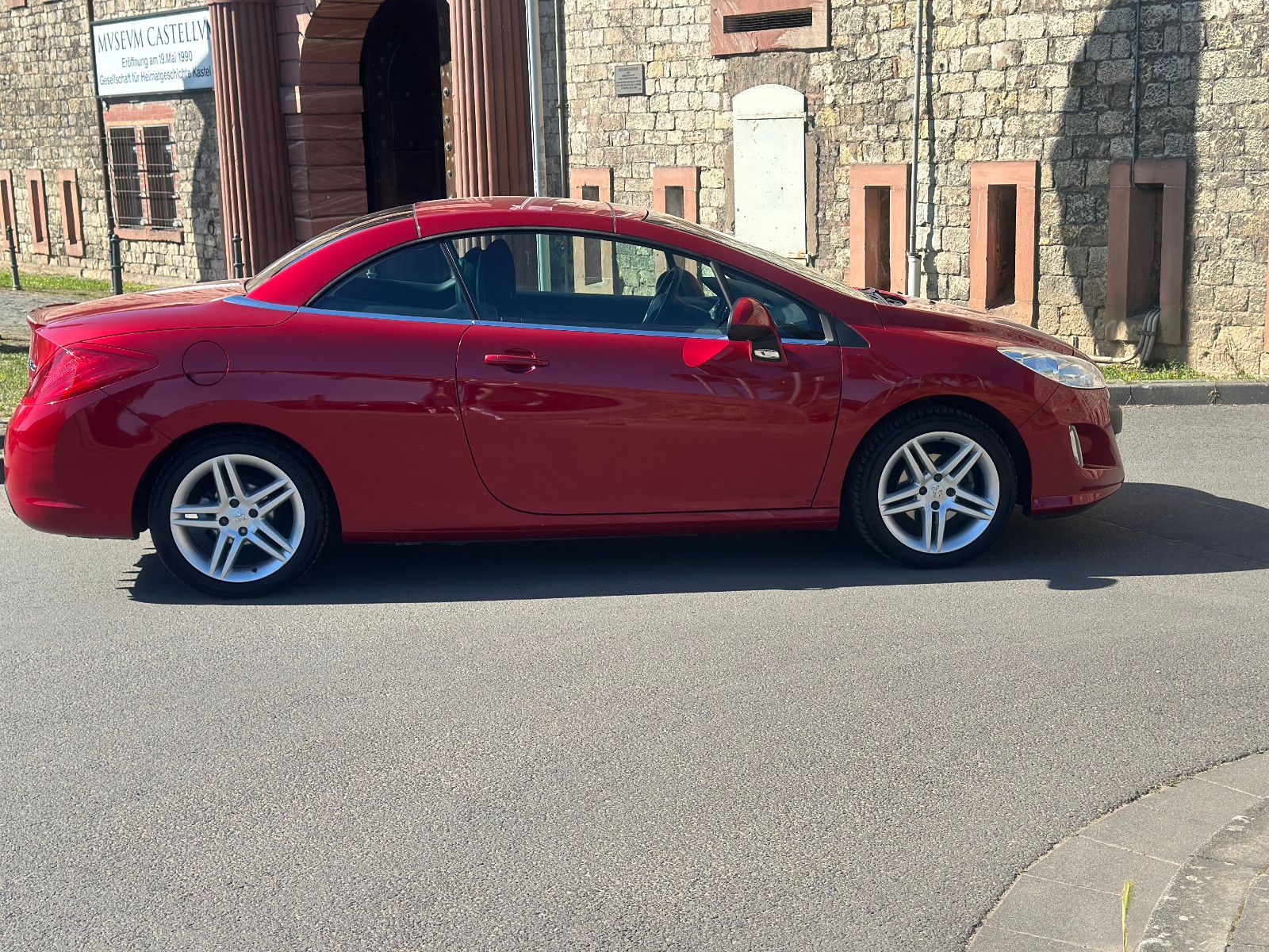 Fahrzeugabbildung Peugeot 308 CC CABRIO PREMIUM