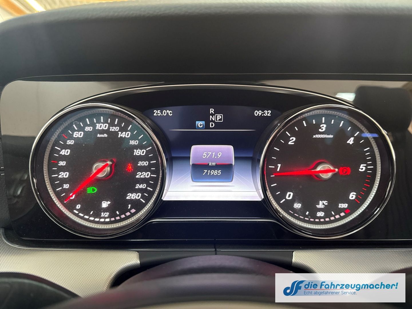 Fahrzeugabbildung Mercedes-Benz E 220 -Klasse Cabrio d  Navi Leder Memory Sitze