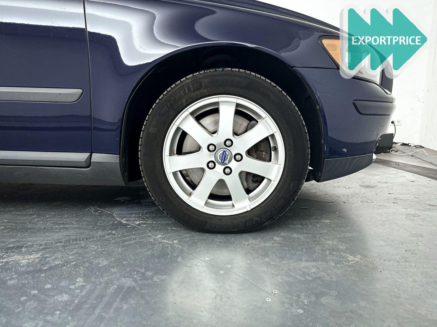Volvo V50 2004 — photo 27