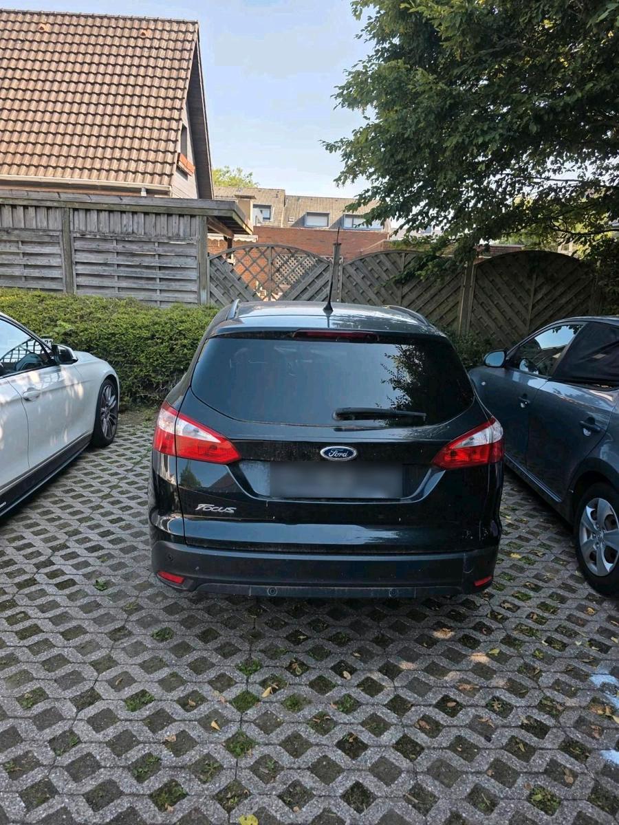 Ford Focus 2013 — photo 5