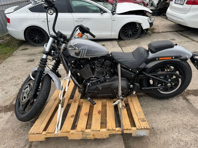 Harley-Davidson FXBBS STREET BOB 114