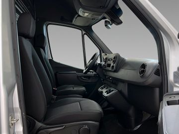 Mercedes eSprinter - 12