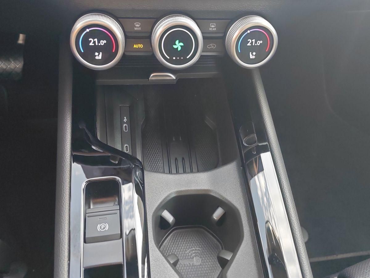 Skoda Superb Combi L&K 4x4 2.0 TDI DSG HuD ACC AHK LED foto 16