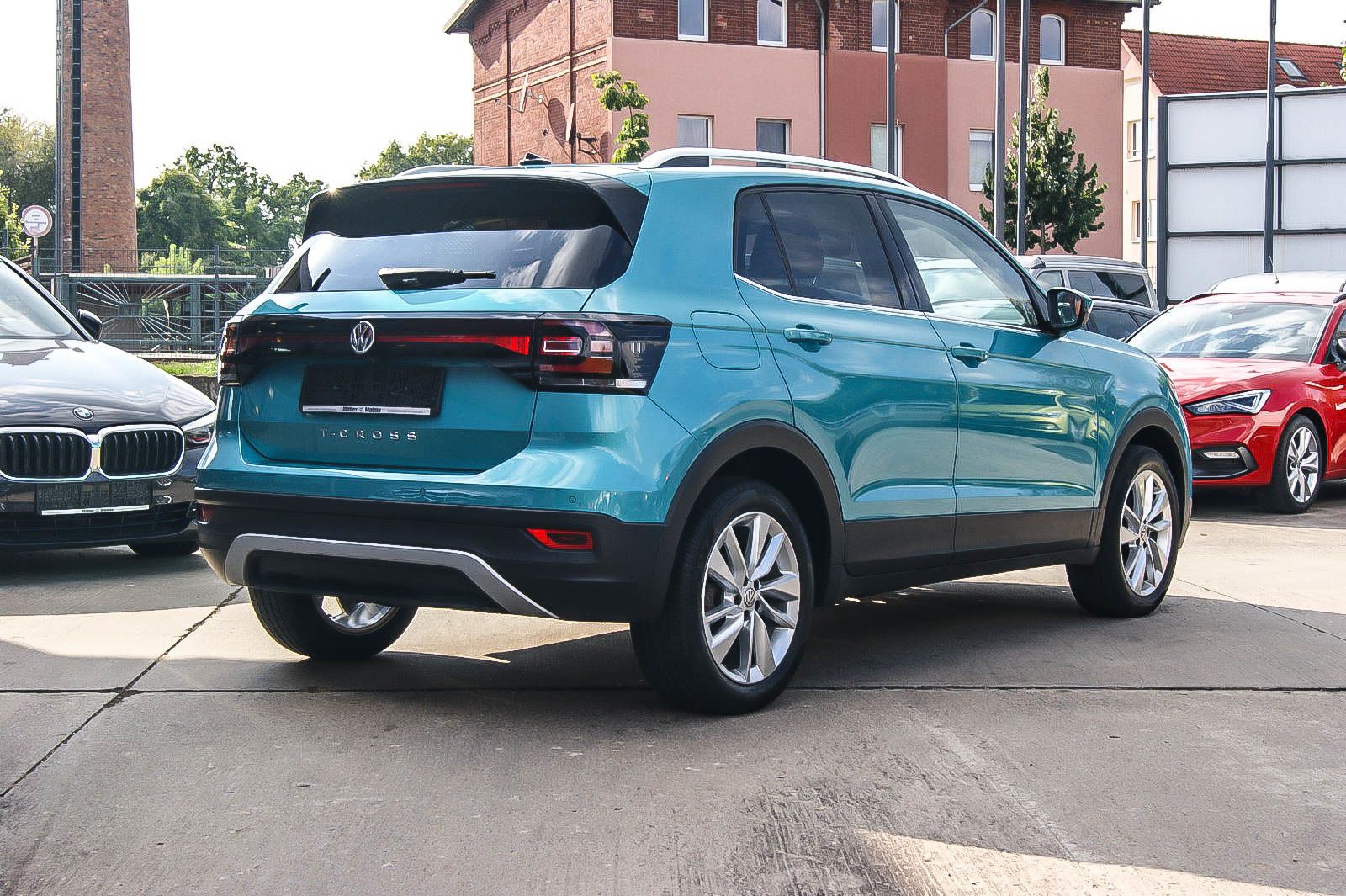 Fahrzeugabbildung Volkswagen T-Cross HIGHLINE 10TSI NAVI LED VIRTUAL CD 1HAND