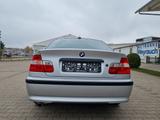 BMW 318i Limo Bi-Xenon+Glasdach+Sitzhzg.+PDC+2.Hd. - BMW 318 aus 2003