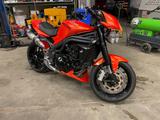 Triumph Speed Triple 1050 - Angebote