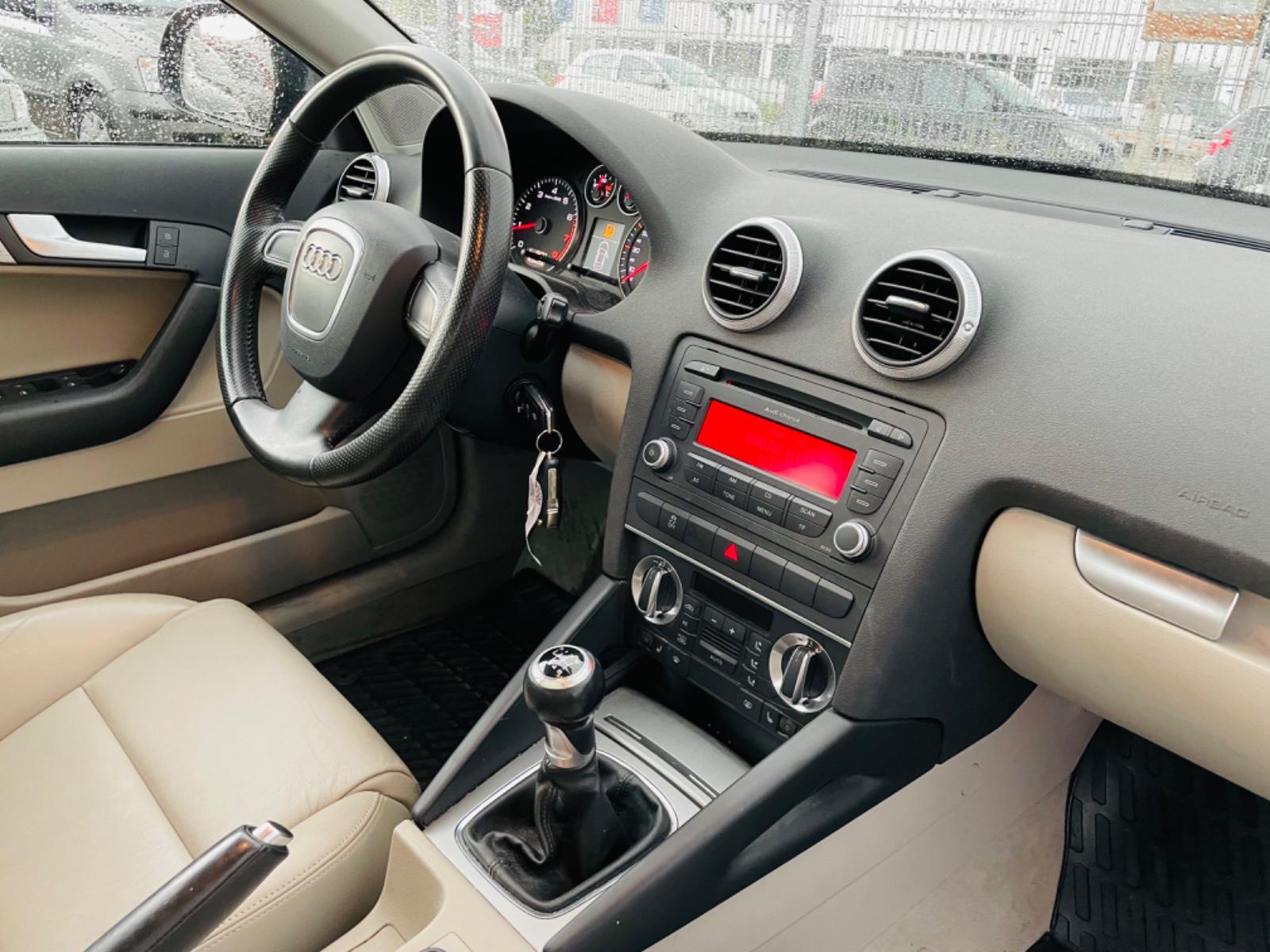 Audi A3 2010 — photo 12