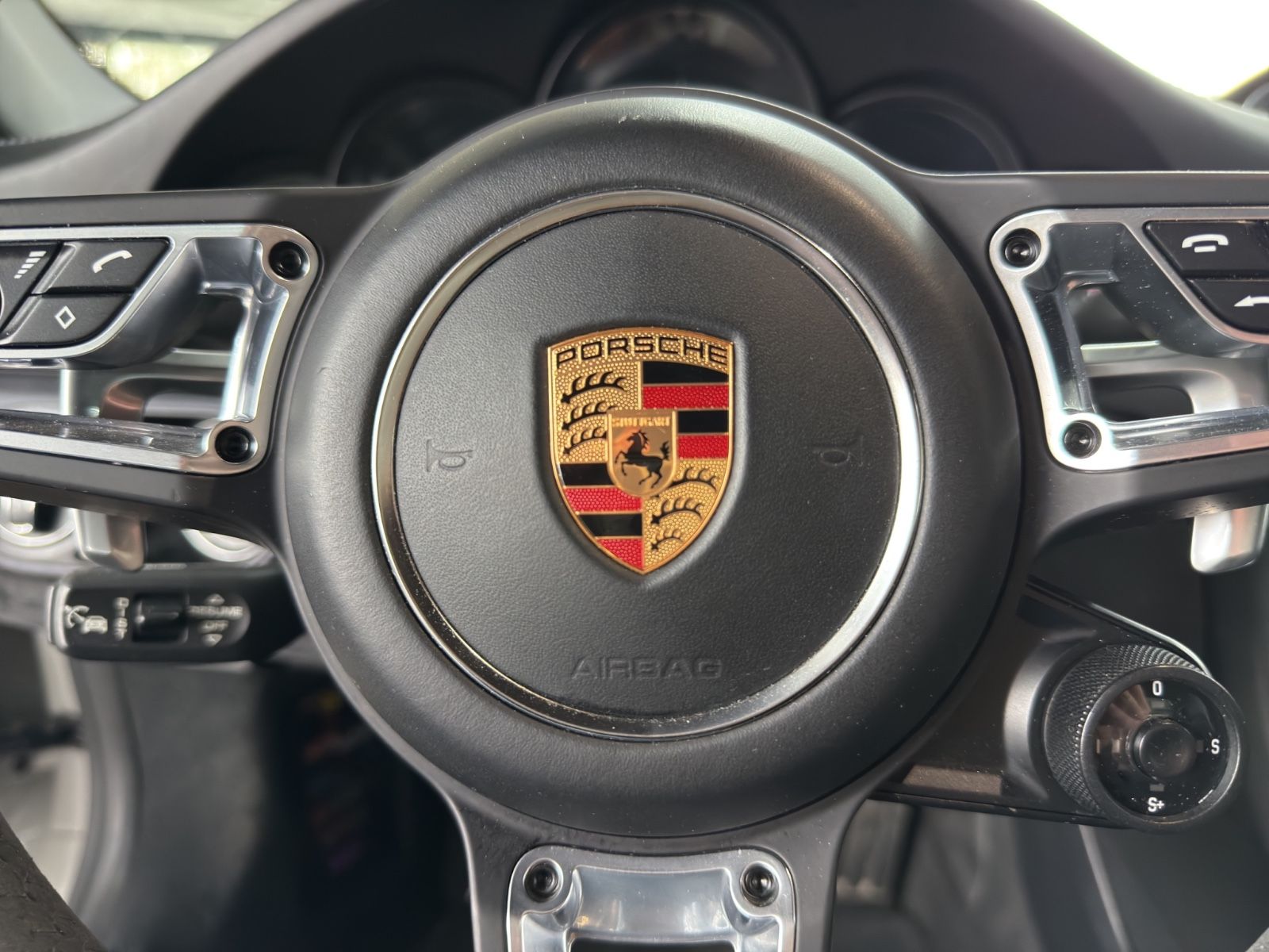 Fahrzeugabbildung Porsche 991 Targa 4 GTS/Aprooved/Bose/Lift/Sport-Design