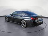 BMW 320d xDrive M Sportpaket Innovationsp.Parking Pl - BMW 320: Schwarz