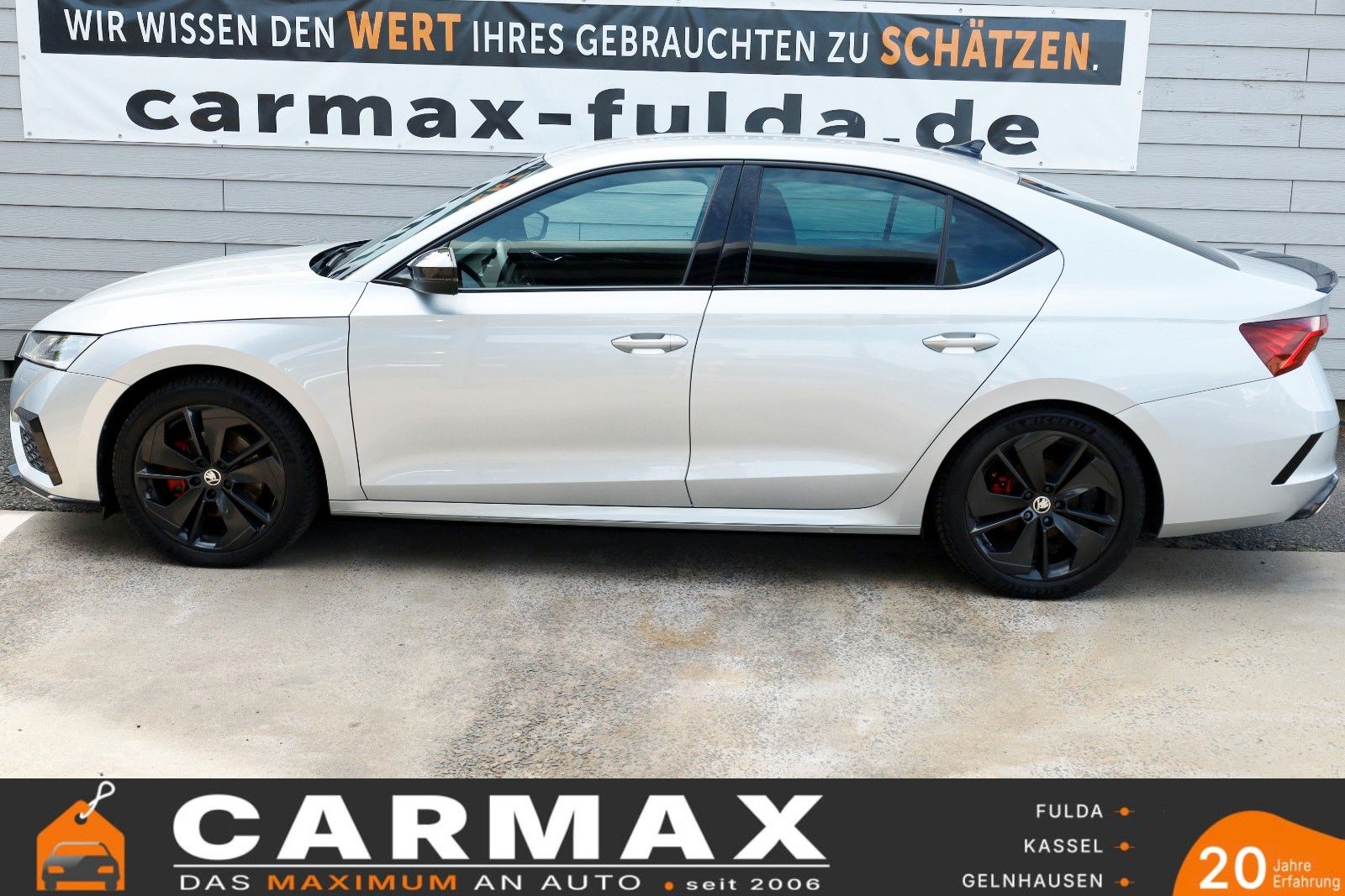 Fahrzeugabbildung SKODA Octavia Lim. RS, T.Leder,Navi,LED,SH,Kamera,ACC