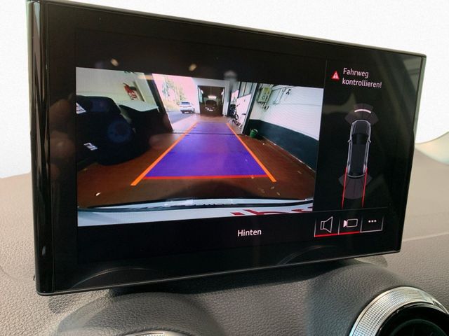 Q2 35 TFSI ADVANCED MATRIX+NAVI+AHK+STANDHZG