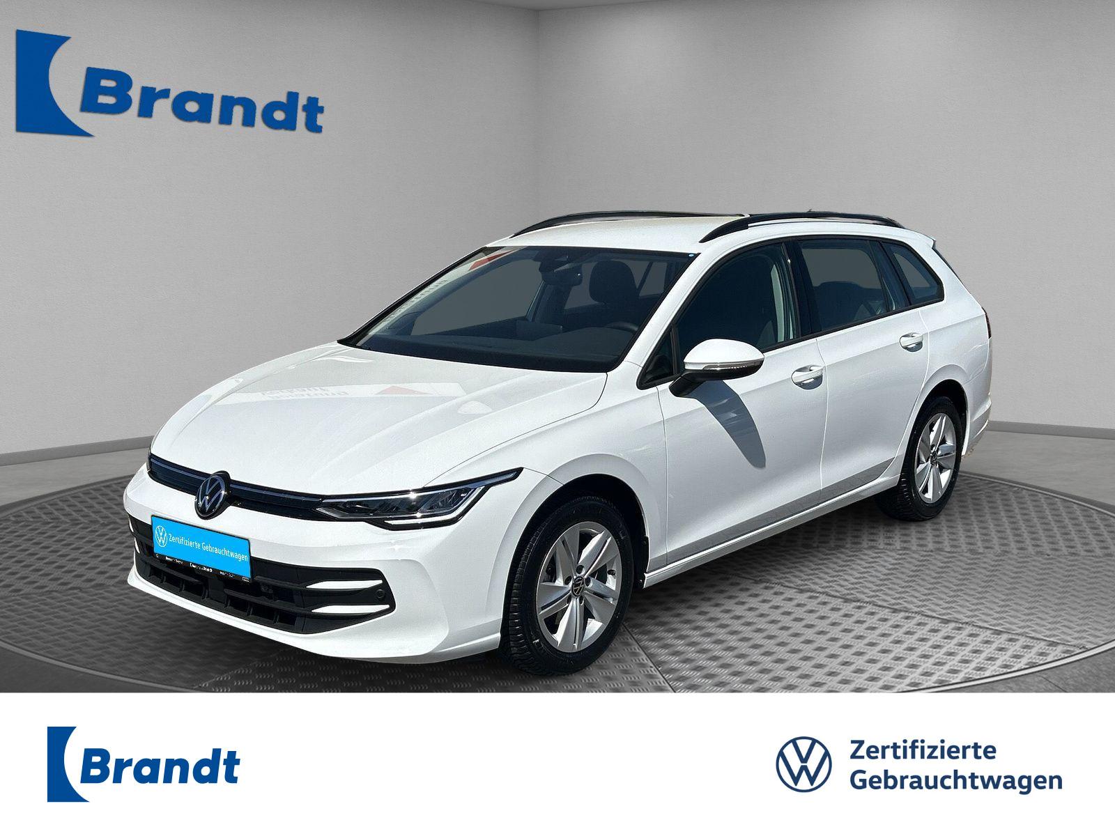 Volkswagen Golf VIII Variant 1.5 eTSI Life DSG+LED+ACC+PDC