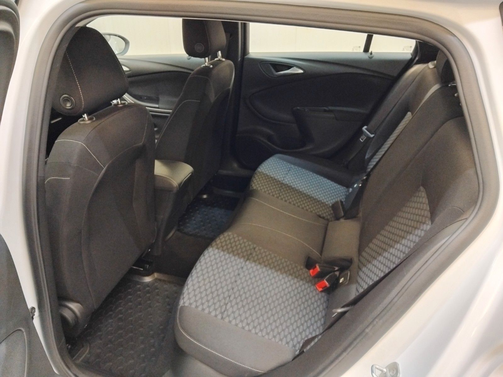 Opel Astra (03/2021, Diesel)