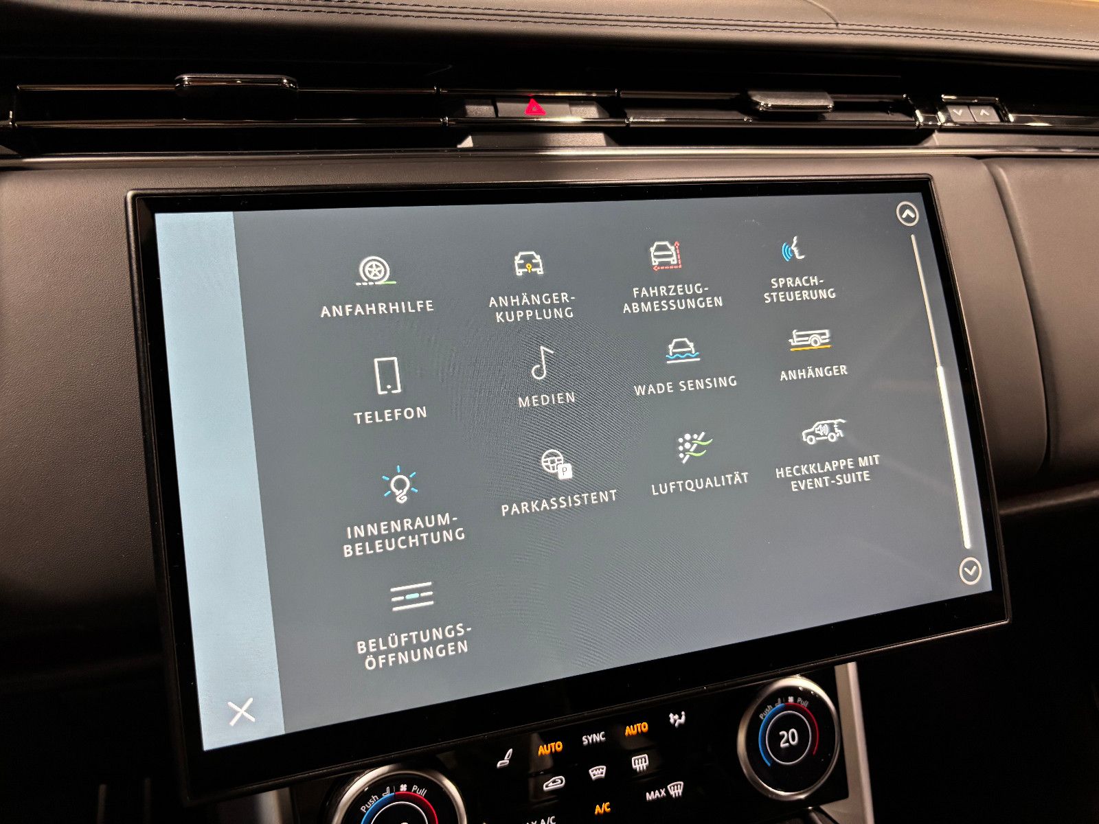 Fahrzeugabbildung Land Rover D350 First Edition/Autobiography/Fond-TV/VOLL