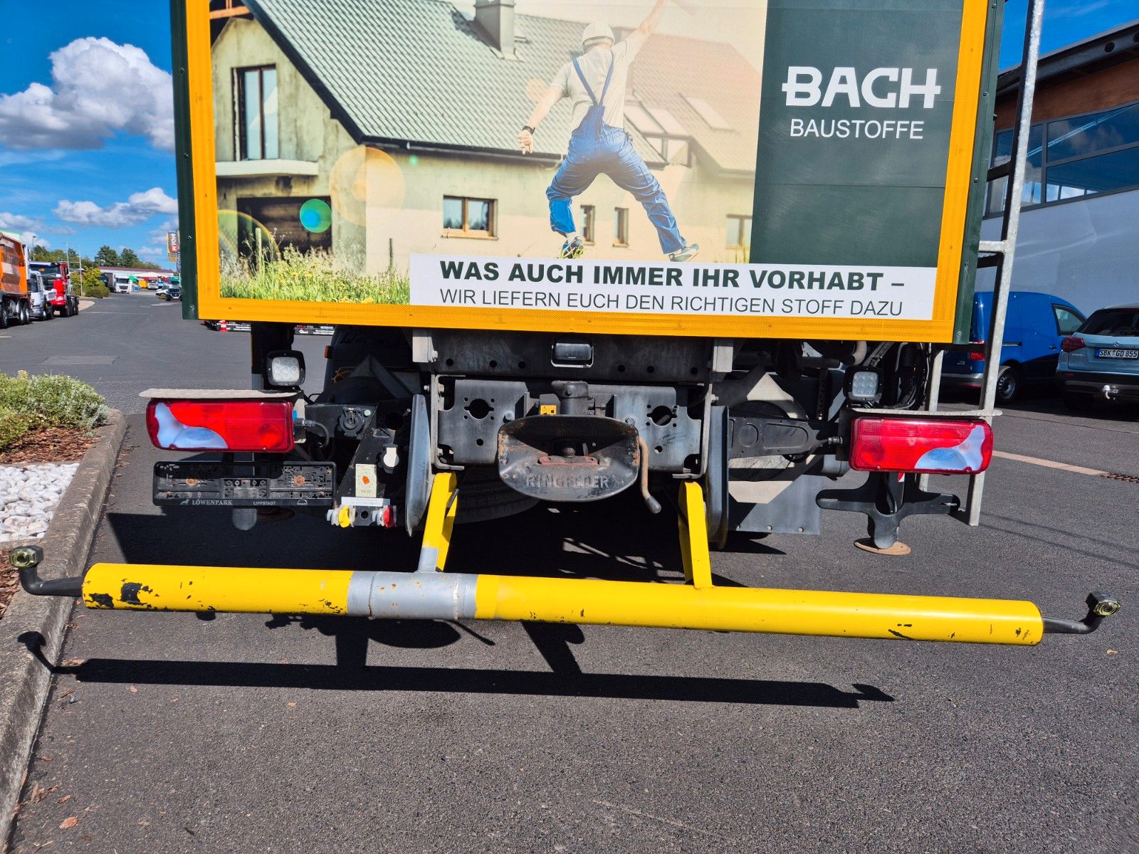 Fahrzeugabbildung MAN TGS 26.420 6x2-4 LL Hiab 177K PRO 2 Stück
