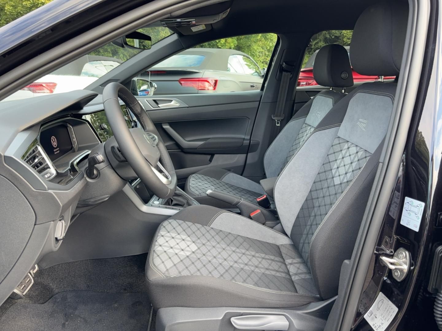 Fahrzeugabbildung Volkswagen Polo R-Line R-Line, 17"Bergamo,Climatronic,Navi,