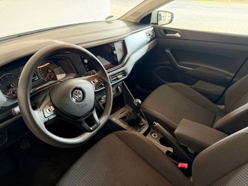 Volkswagen Polo - 10
