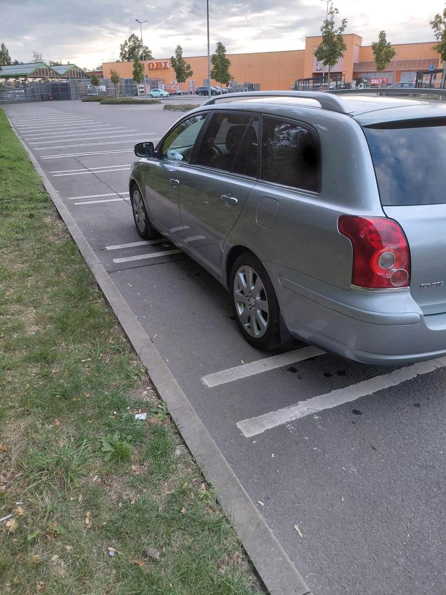 Toyota Avensis 2007 — engine 126 HP (93kW)