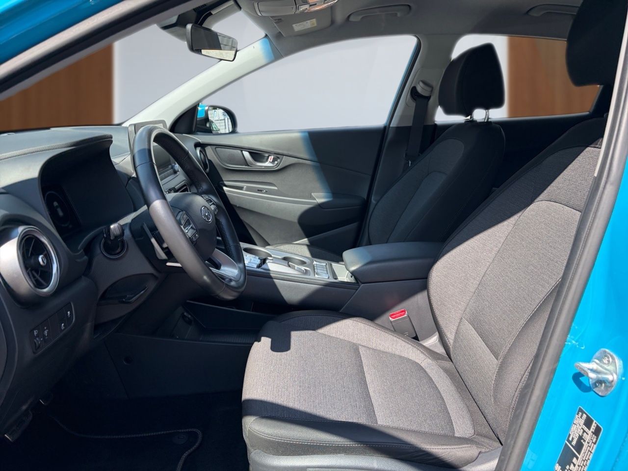 Fahrzeugabbildung Hyundai KONA  *SOH 100%*KLIMAA*LM*SPURH*KEYLESS*