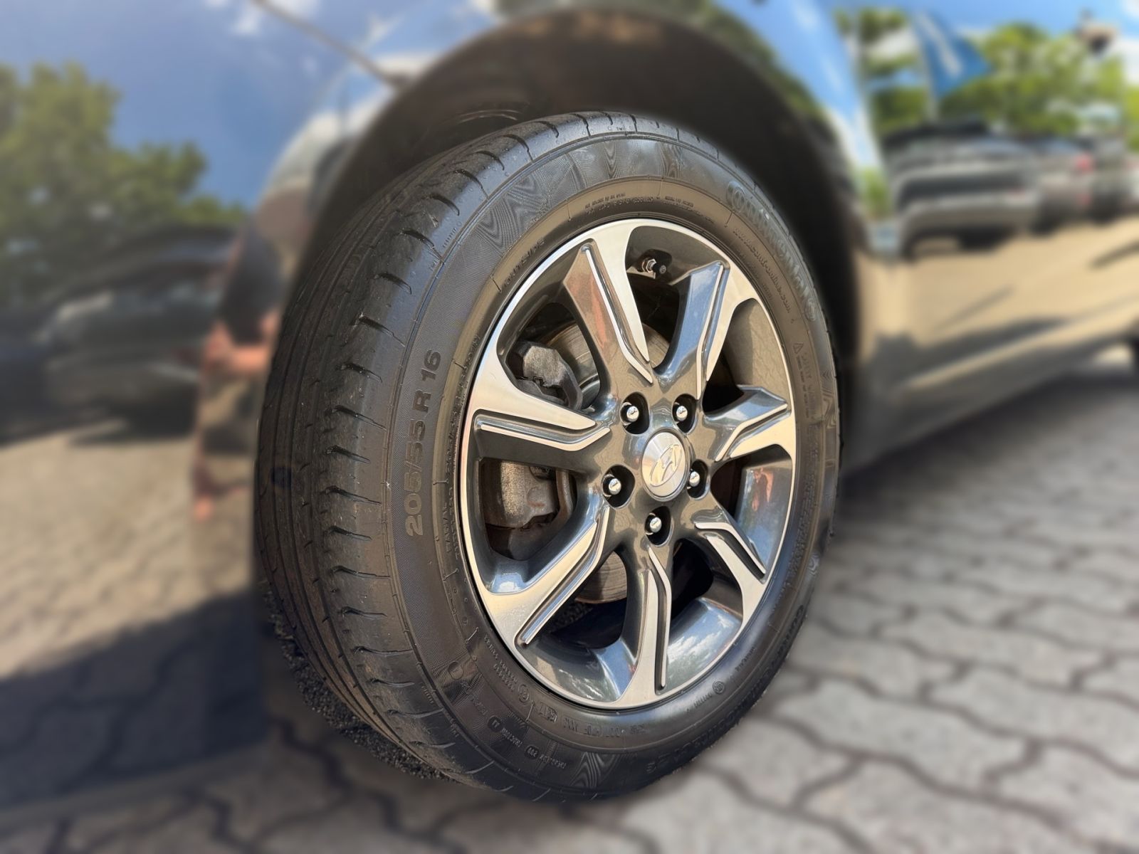 Fahrzeugabbildung Hyundai ix20 1.6 Automatik Space Plus Navi