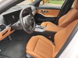 BMW 318i Touring M Sport Pro+19''LM+HeadUp+LED+RFK - BMW 318 mit Benzin-Antrieb: Weiß, Leder