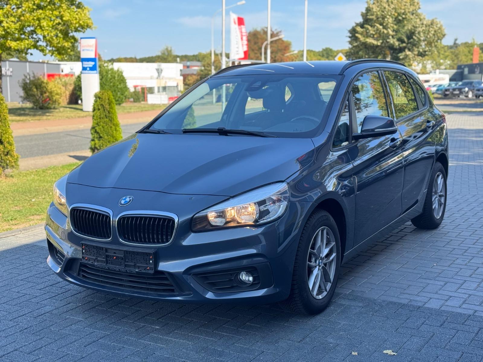 BMW 218 Baureihe 2 Active Tourer 218 i Advantage