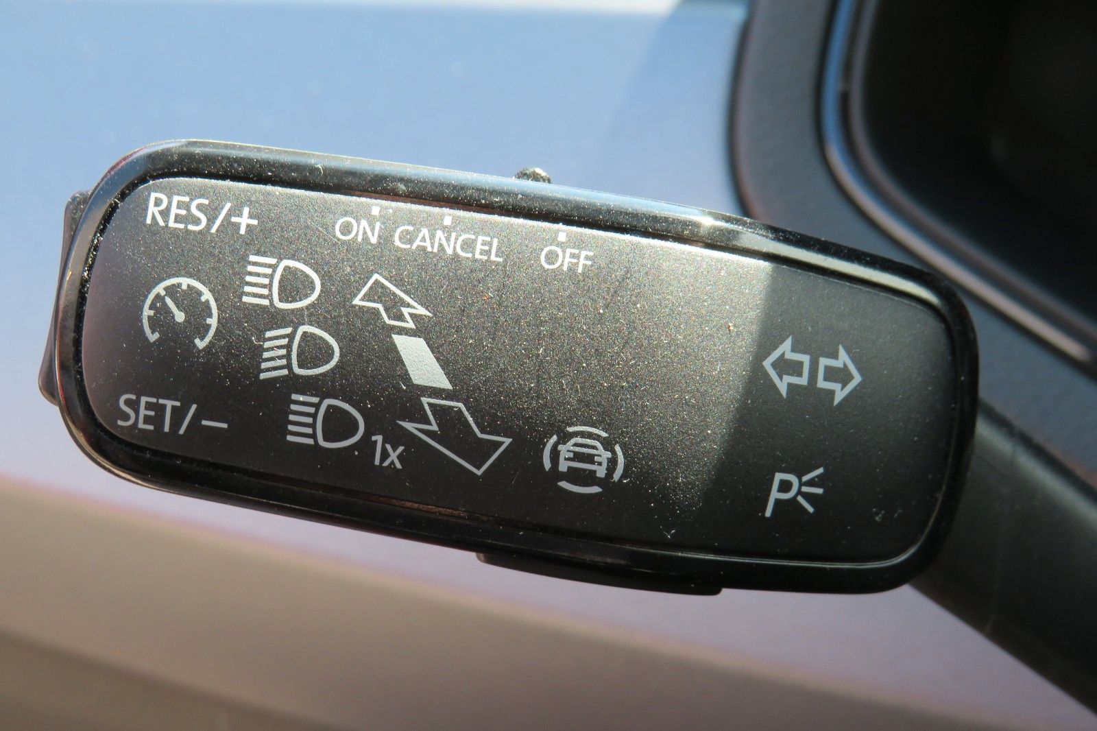 Fahrzeugabbildung SEAT Arona Style DSG PDC APP-CONNECT DAB 1.HAND