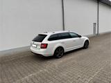 Skoda Octavia Combi RS 2.0 TSI DSG 230PS - Skoda Octavia: Ps