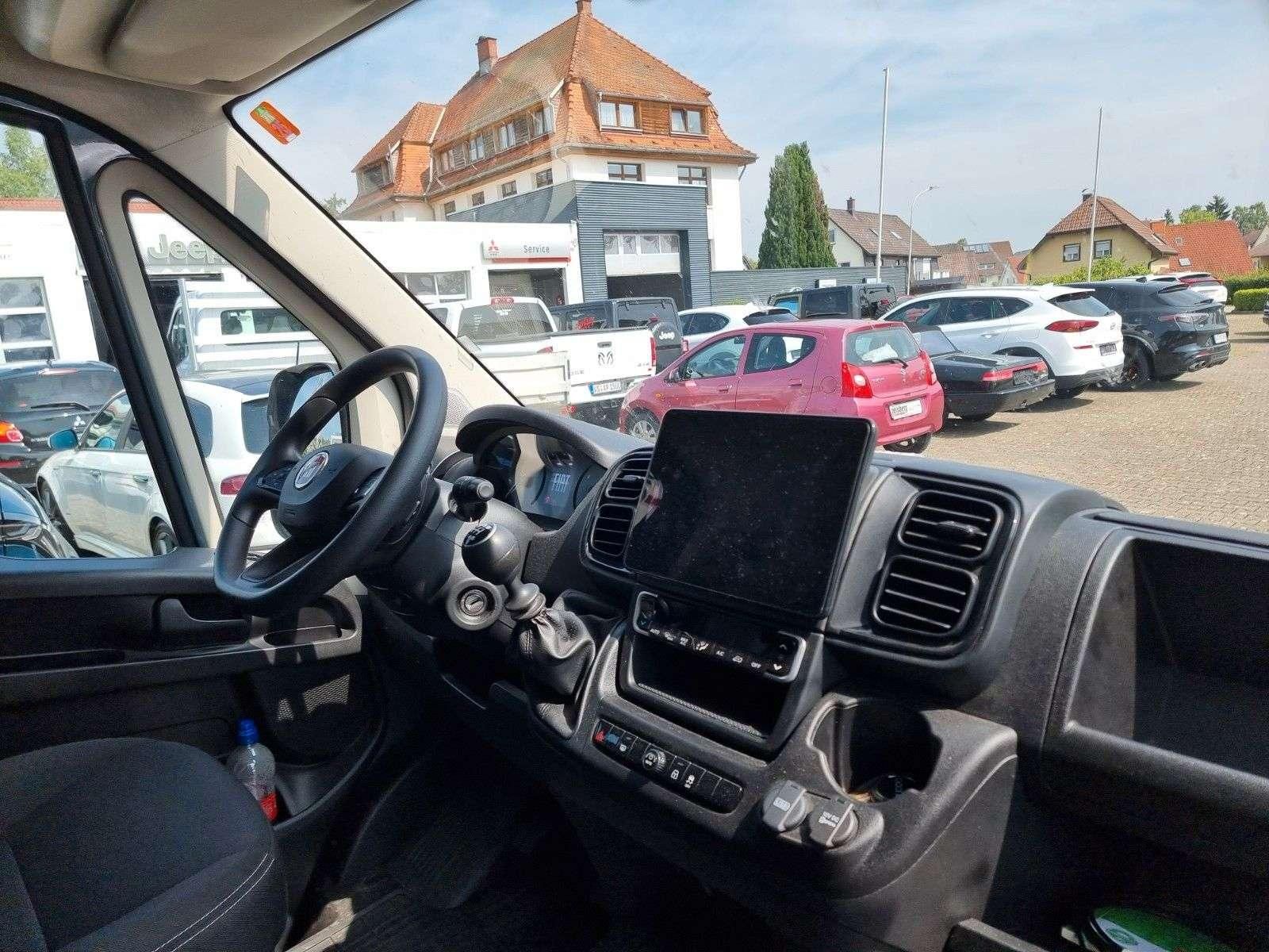 Fahrzeugabbildung Fiat Ducato Grossr.-Kasten 35 140 L3H2 Inz/Tausch mög