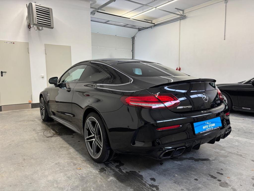 Mercedes-Benz C 63 AMG