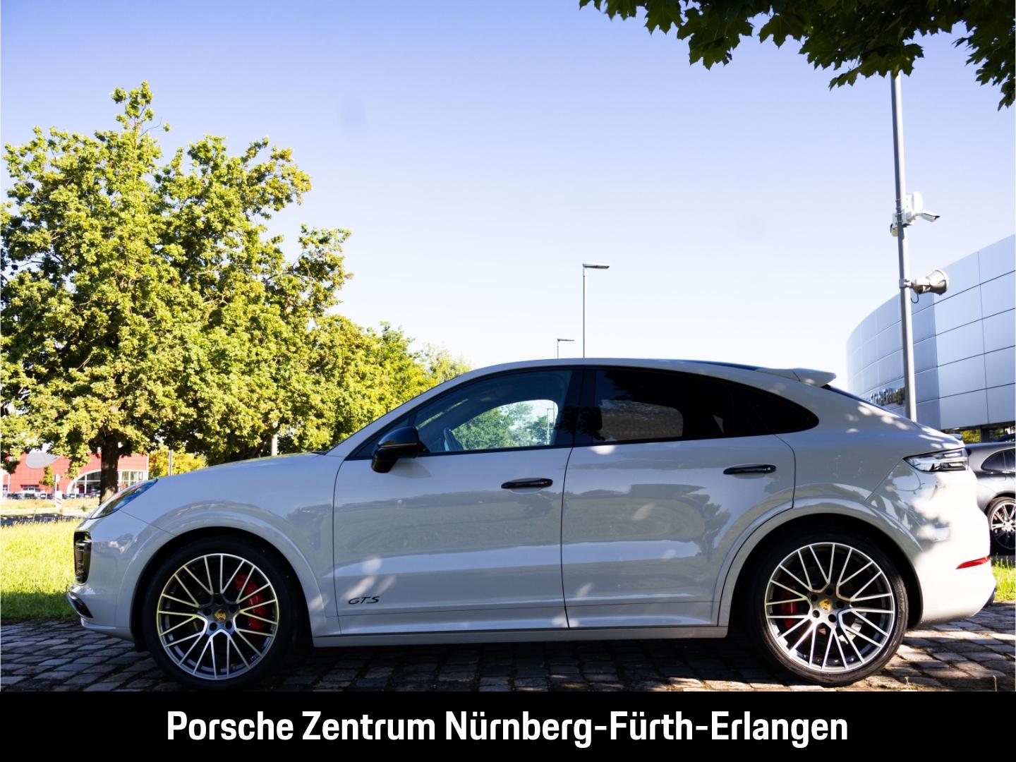 Porsche Cayenne GTS Coupe LED-Matrix Luftfederung Surrou