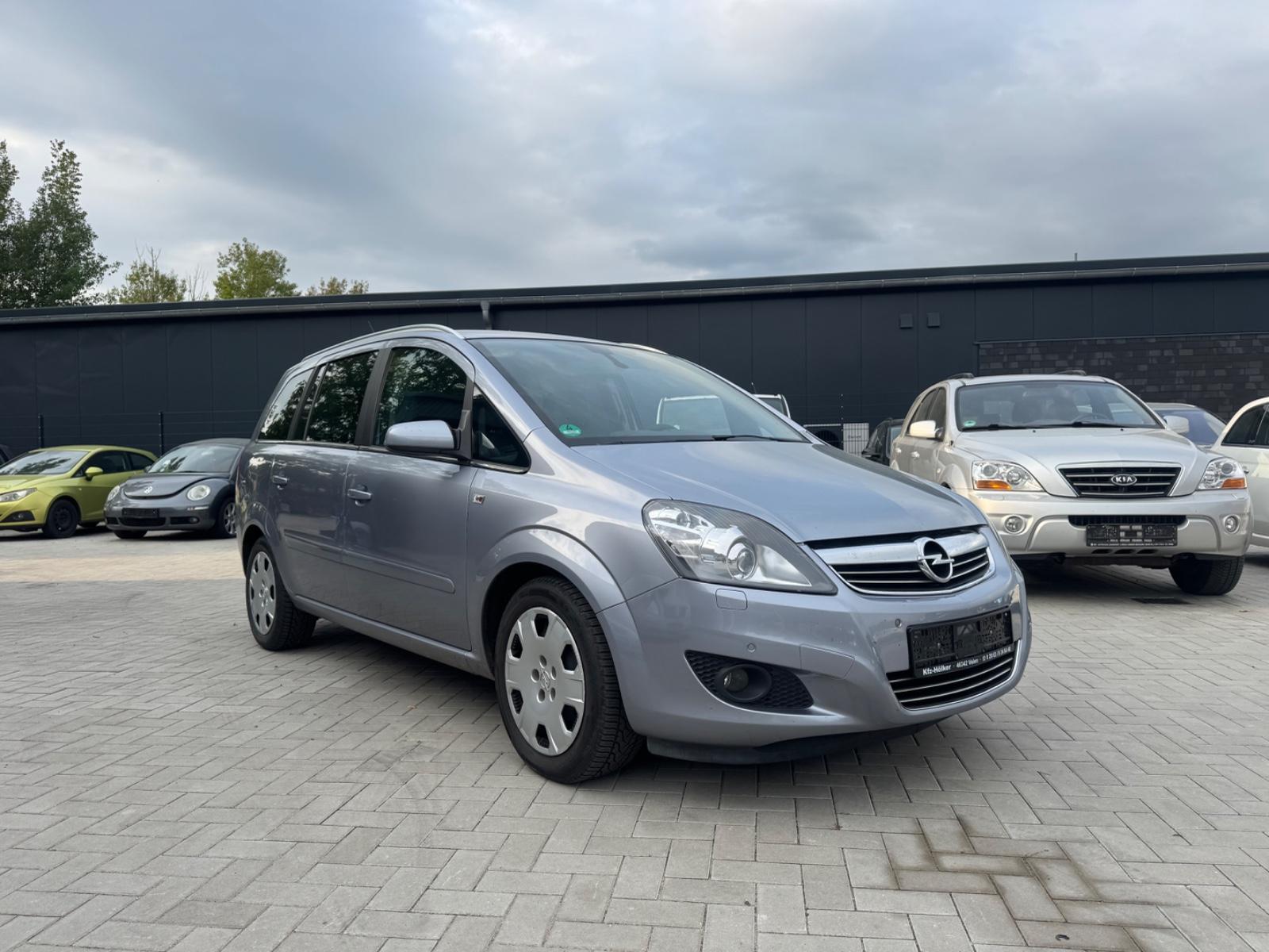 Opel Zafira B Innovation "110 Jahre Tüv + Service Neu