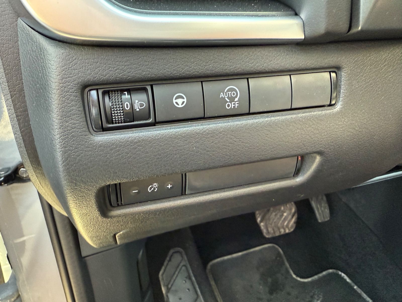 Fahrzeugabbildung Nissan Qashqai N-Connecta MHEV - Navi, 360°, Winter-P.