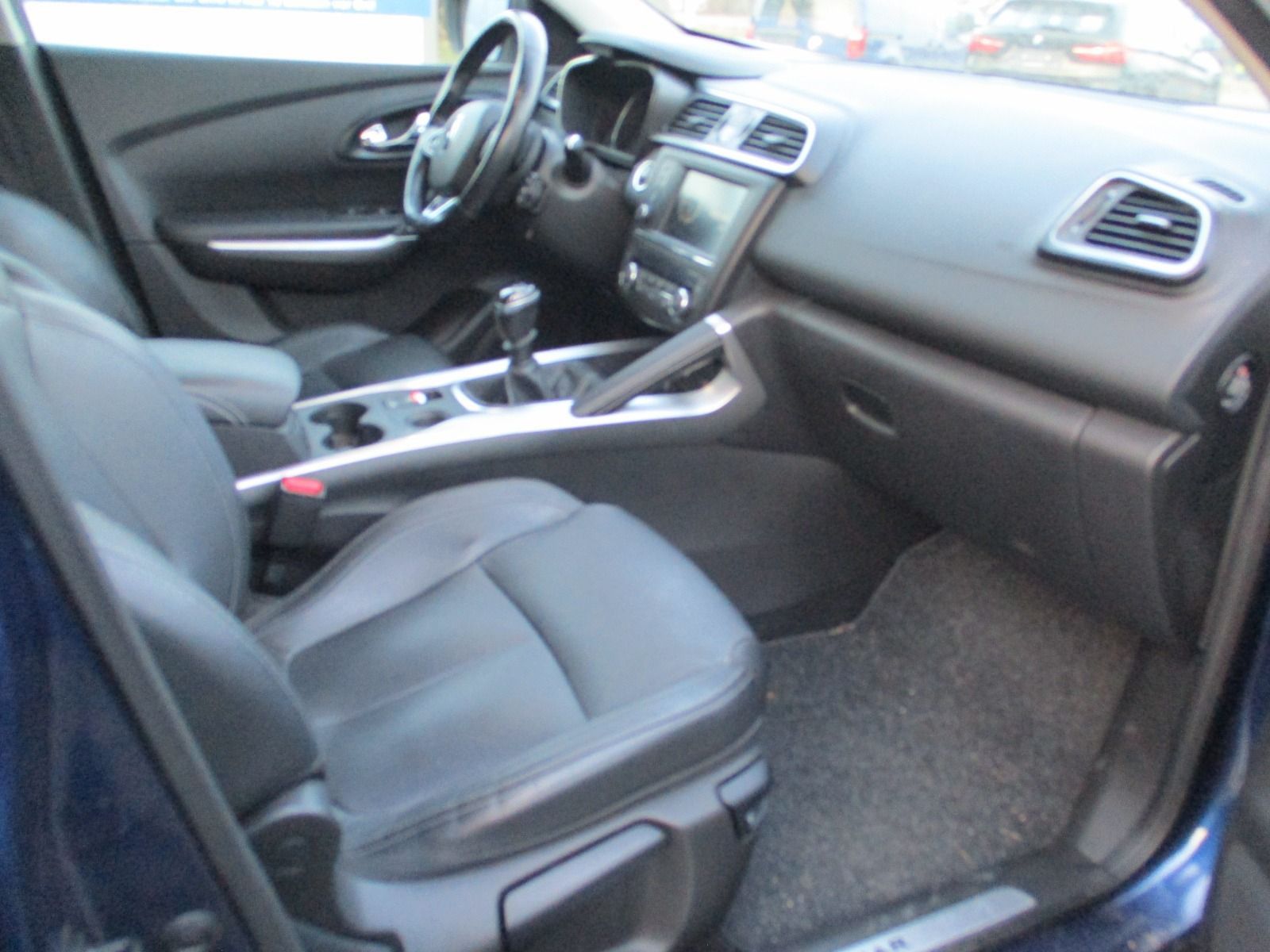 Fahrzeugabbildung Renault KADJAR 1.2 LED / Sitzhg. / RF Kamera