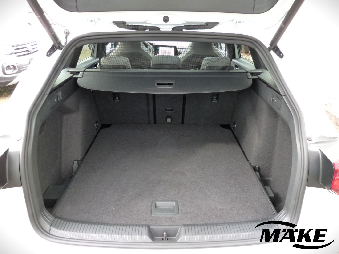Golf Variant 2,0 TDI DSG,R-Line,ACC,AHK,IQ-Light
