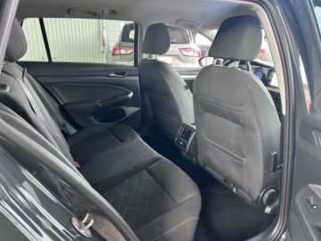 Volkswagen Golf - 3