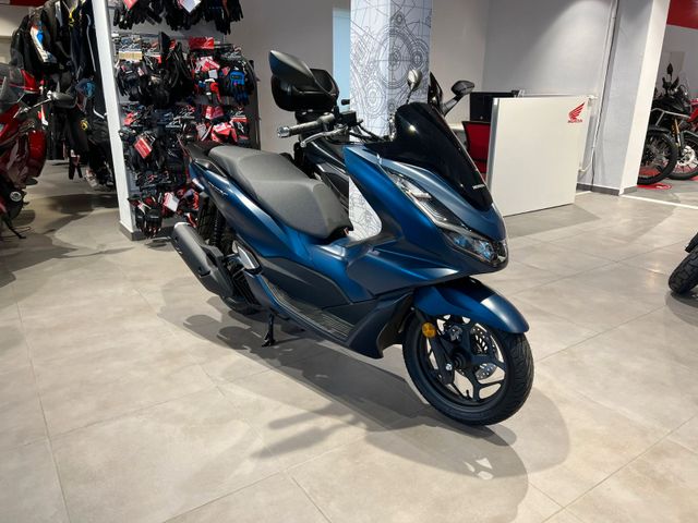 Honda PCX125 Matt Suit Blue *Demobike*