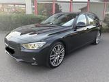 BMW 318d Touring Automatik Xenon Navi 19 Zoll 