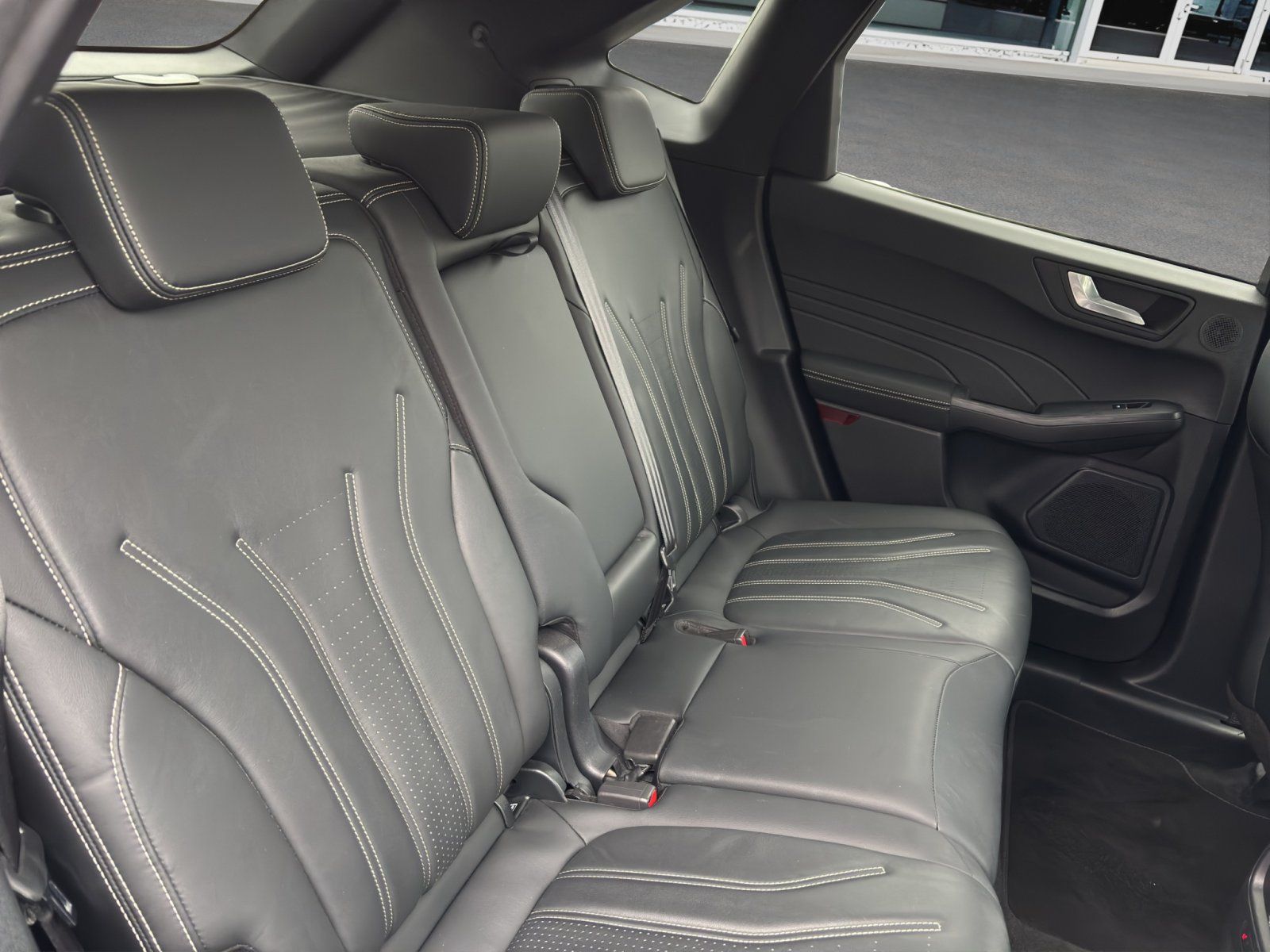 Fahrzeugabbildung Ford Kuga Plug-In Hybrid Vignale