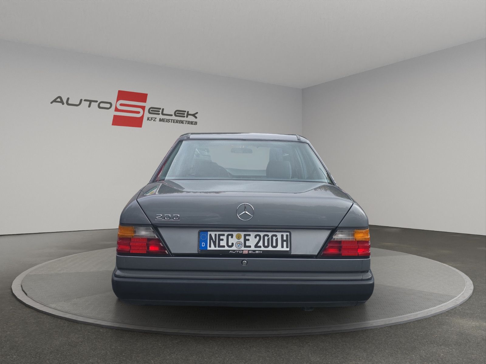 Fahrzeugabbildung Mercedes-Benz Automatik H Zulassung Nur 9 Tsd KM 1 A Zustand