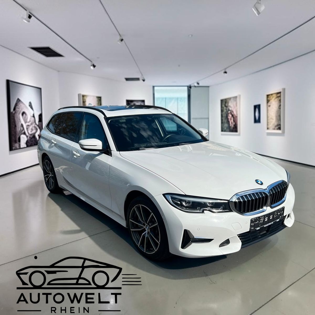 BMW 330 i xDrive Touring Luxury Line