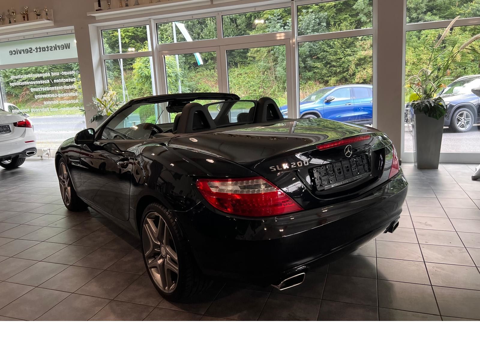 Fahrzeugabbildung Mercedes-Benz SLK 200 Roadster*Sport-Paket*Navi*Leder