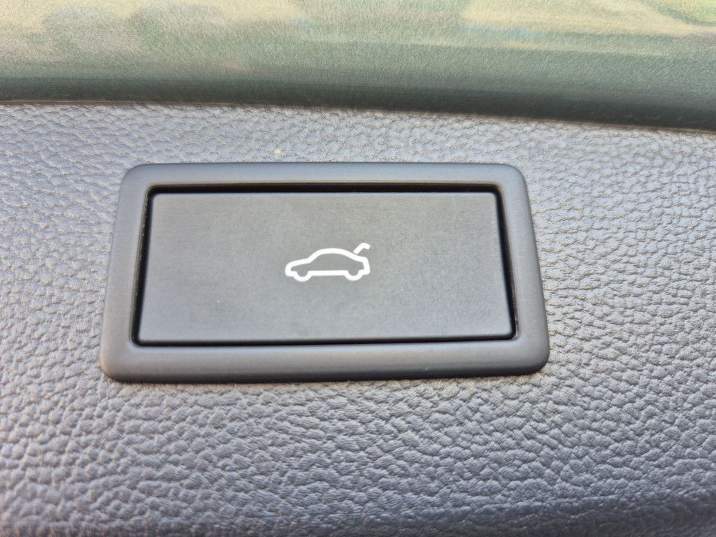 Passat Variant 1.5 eTSI Business *DSG*AHK*REAR V