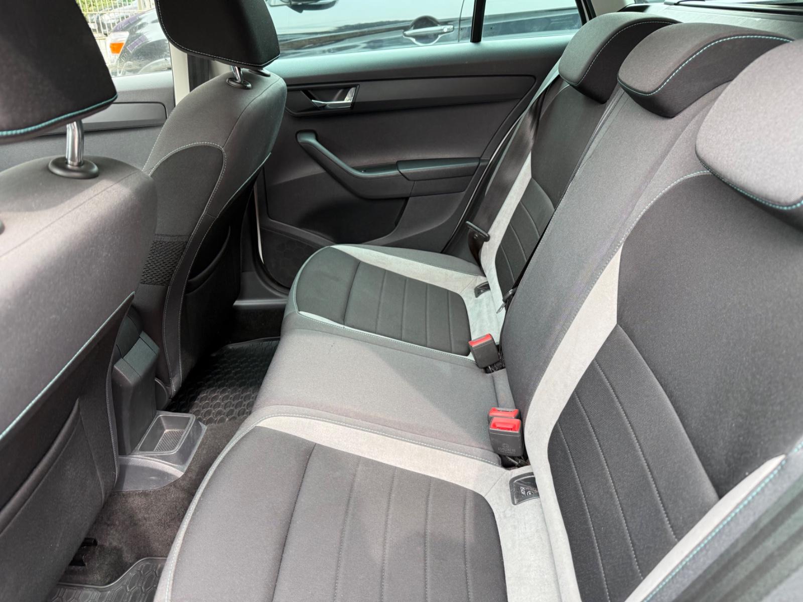 Skoda Fabia 1.2 Combi Joy Klima Navi 2xPDC Alu Tüv NEU