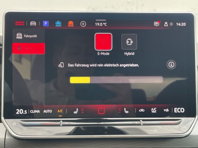 Golf VIII Style 1.5 TSI eHybrid HUD/AHK/Navi/CAM