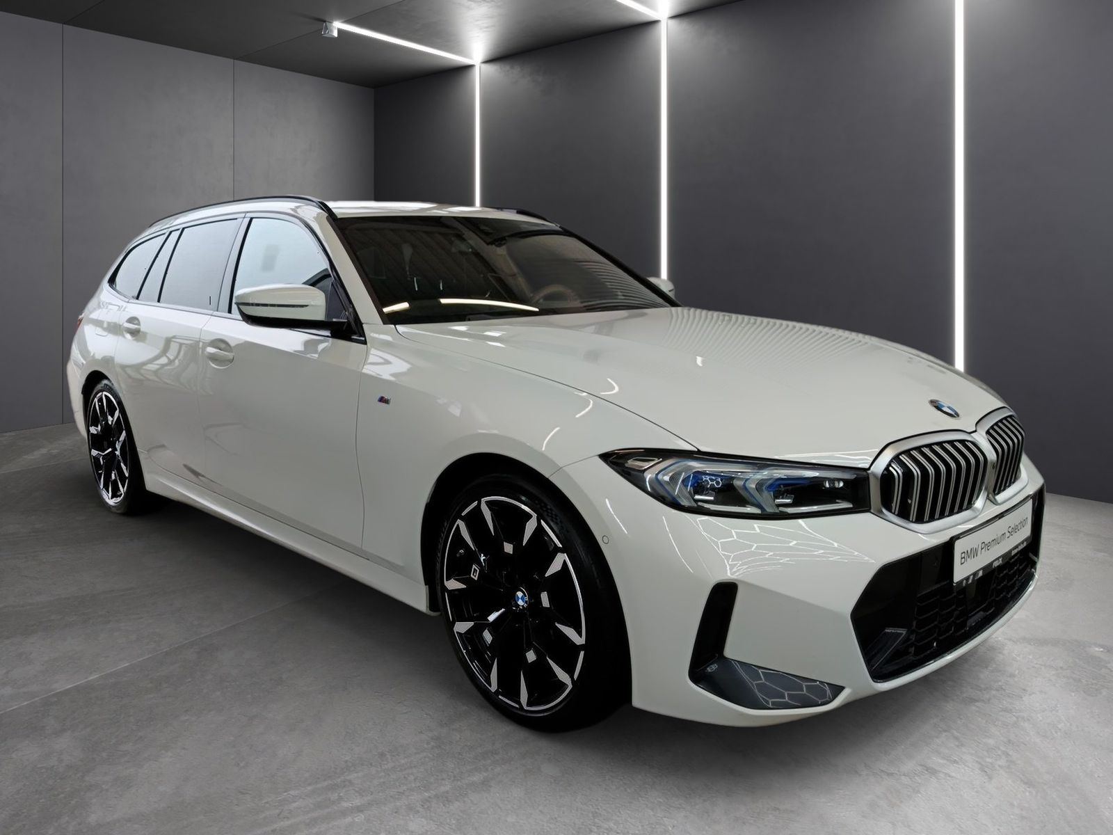 BMW 320i Touring M SPORTPAKET 19 ALU LIVE COCKPIT PR foto 4