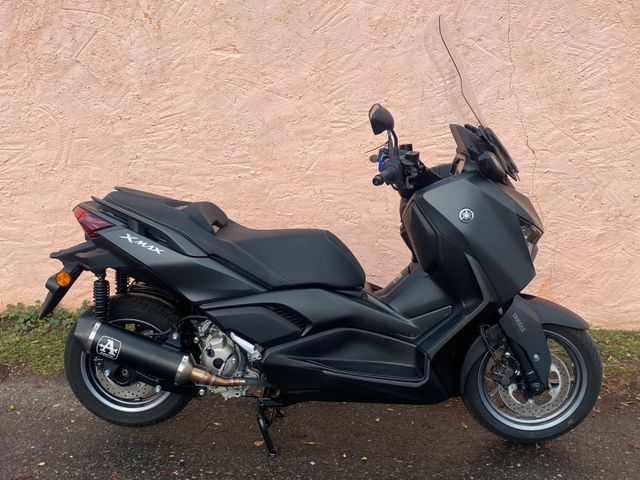 Yamaha X-MAX 300 CZD300-A 1.HD MIT ARROW & GARANTIE