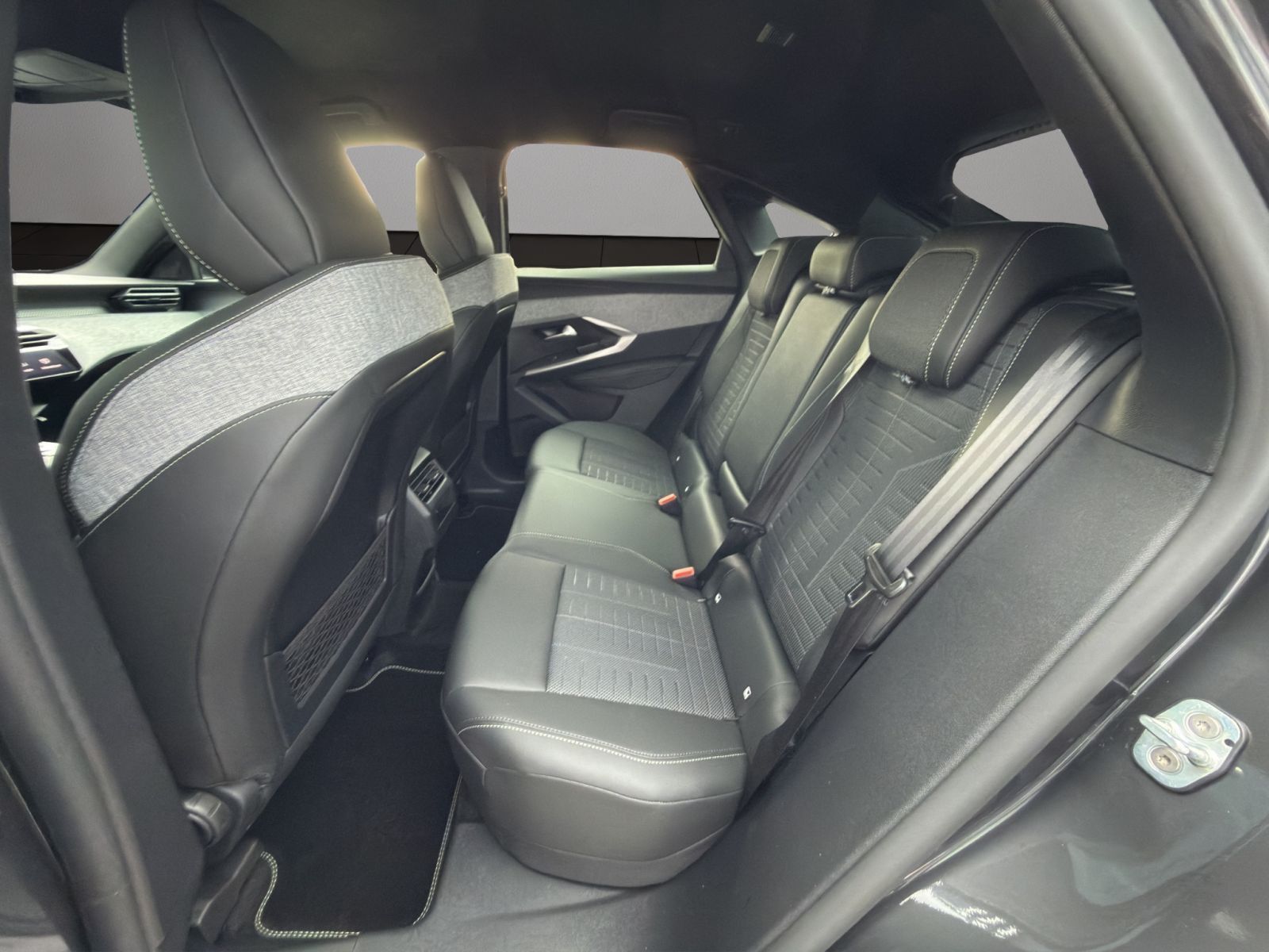 Peugeot 3008 - Bild 12