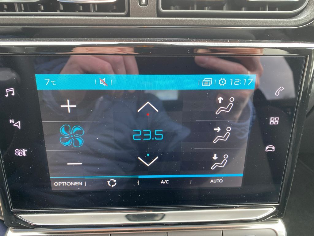 Fahrzeugabbildung Citroën C3 PT 110 S&S *Automatik* MAX *Navi*Rückfahrk*